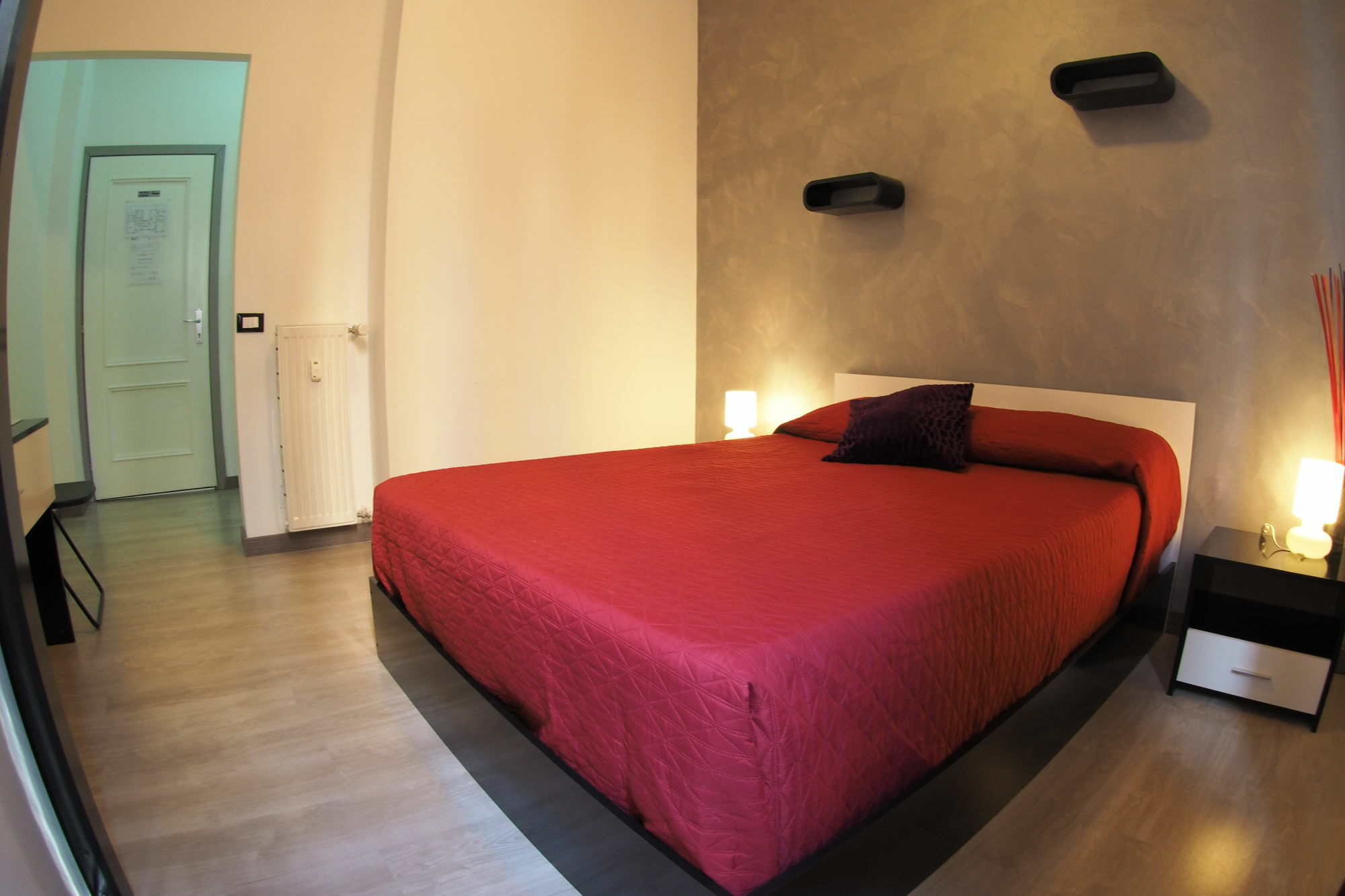 Guest house Enzo Luxury 3*